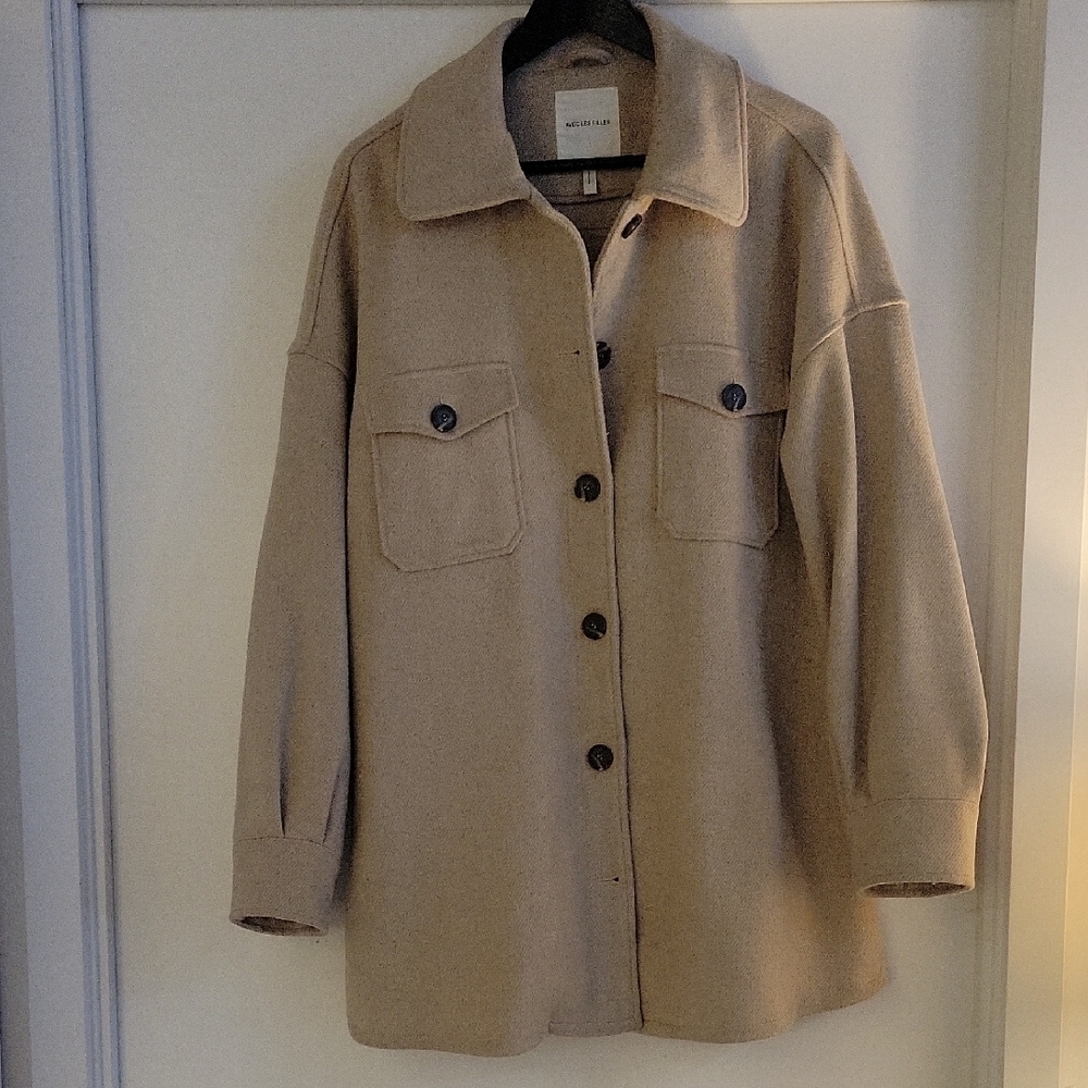 Beige Avec Les Filles Shacket